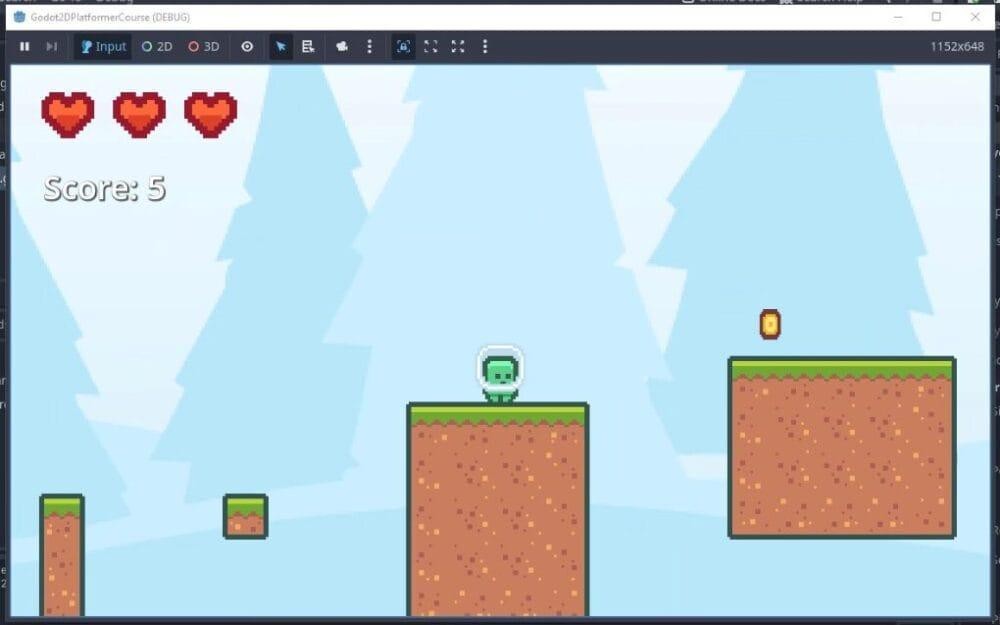 Aquesta imatge mostra el joc de plataformes Godot 2D en mode de depuració, mostrant els elements de la interfície d'usuari del jugador que s'estan implementant a la lliçó: tres icones de cor vermells pixelats que representen la salut total i una etiqueta "Puntuació: 5" a la cantonada superior esquerra, totes dues representades a la pantalla com a part de la interfície d'usuari de CanvasLayer; l'escena inclou un personatge verd pixelat en una plataforma de terra amb una altra plataforma i una moneda a la dreta, sobre un fons blau clar amb arbres estilitzats, que confirma visualment que els components de la interfície d'usuari (health_container, matriu de cors, score_text) a què es fa referència a la configuració de l'script estan correctament posicionats i actualitzats dinàmicament.